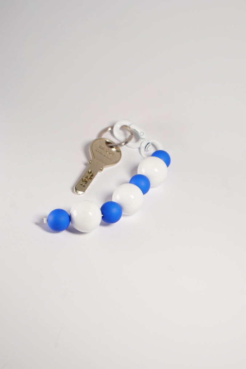 Schlüsselkette Weiss Knallblau